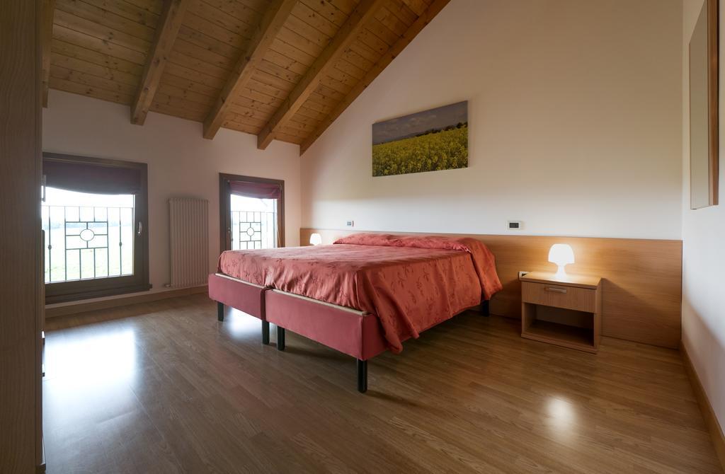 Agriturismo Residence Caporale Remanzacco Buitenkant foto